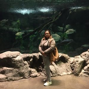 Meet your Posher, Johana